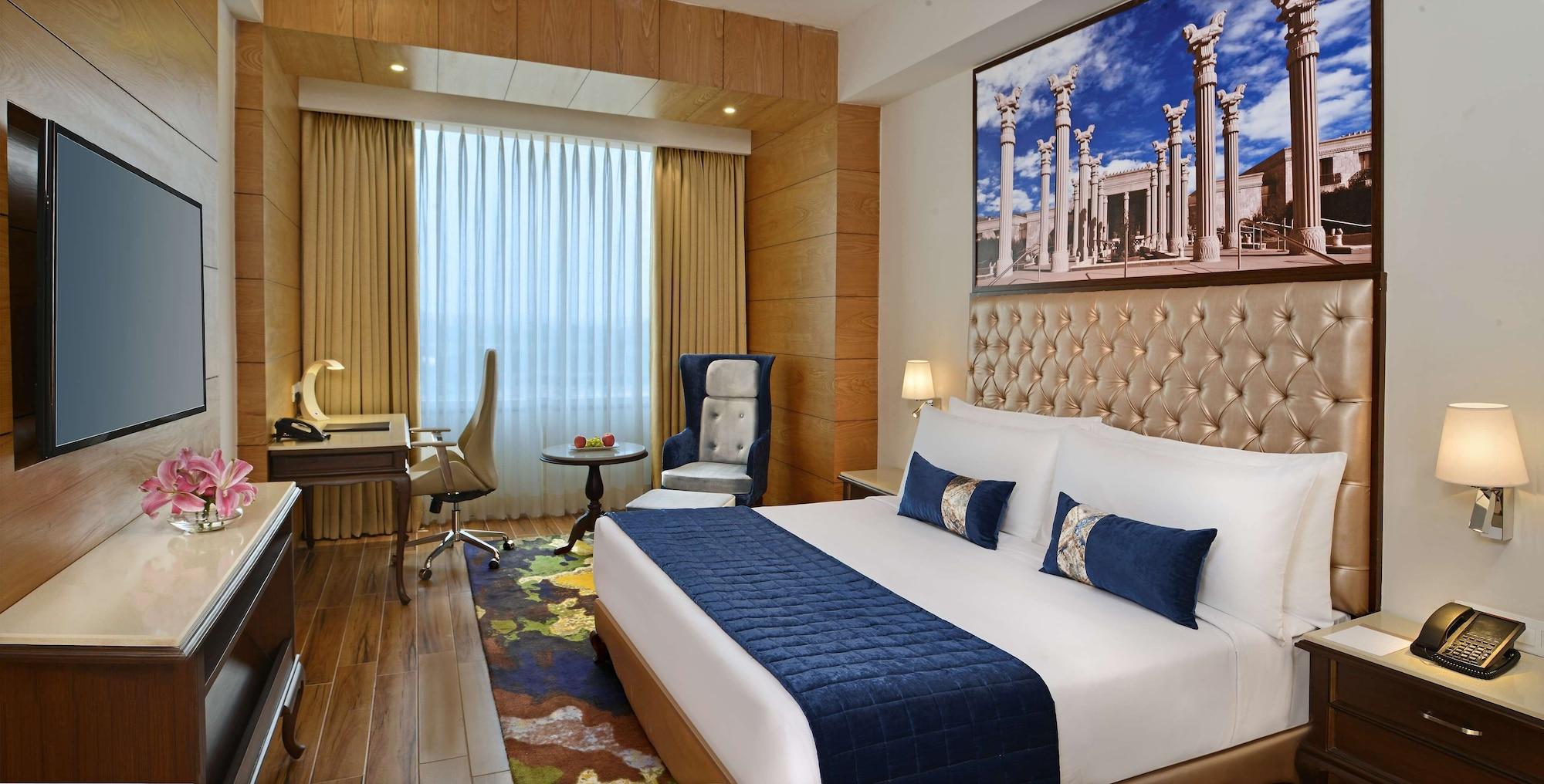 Radisson Chandigarh Zirakpur Buitenkant foto